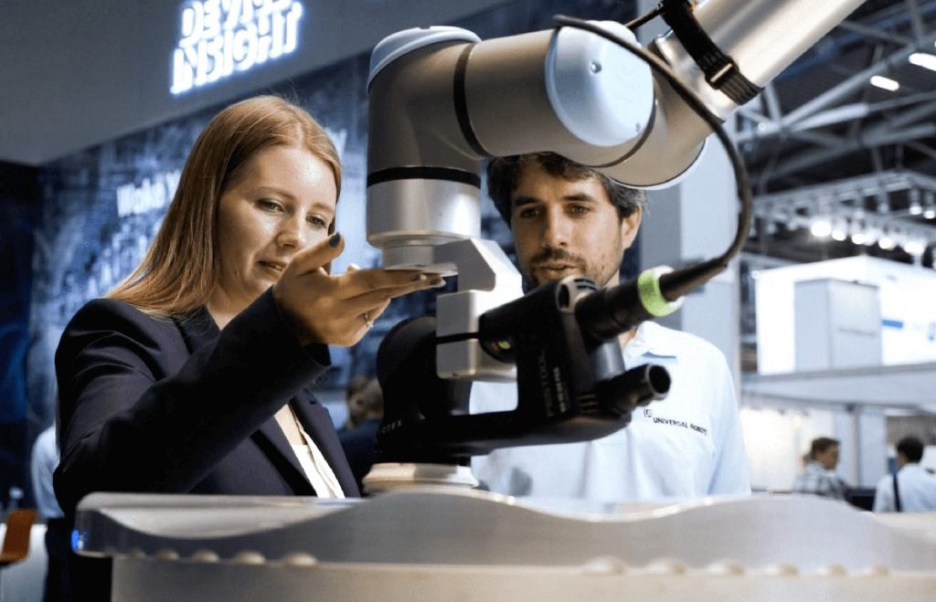Universal Robots Automatika